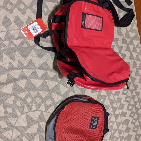 The North Face - Base Camp Duffel - S - Picture 7 of 10
